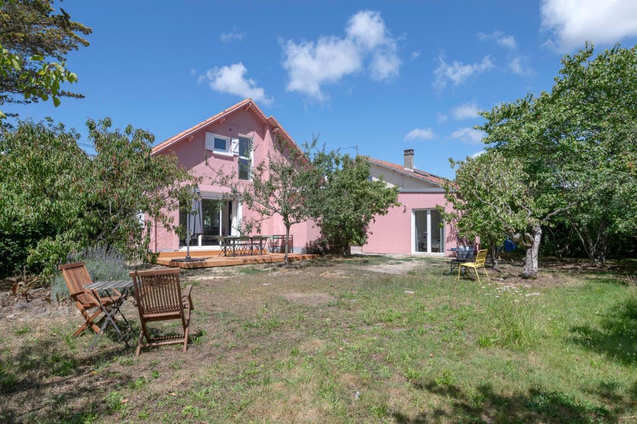 Maison Moderne Avec Jardin Pour 8 A Hébergement de vacances *
